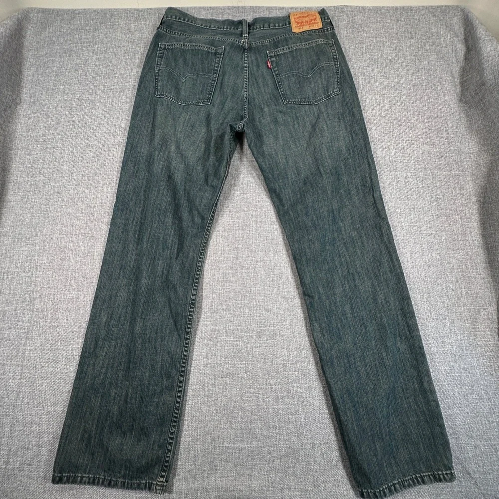 Levis 514 Straight Fit Jeans Mens 36x32 (Fits as 35x32) Blue Medium Wash Denim